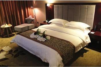 Jinyue Business Hotel Yichuan (Henan) Exterior foto
